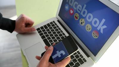 Ряд крупных компаний заявили о приостановке рекламы в Facebook