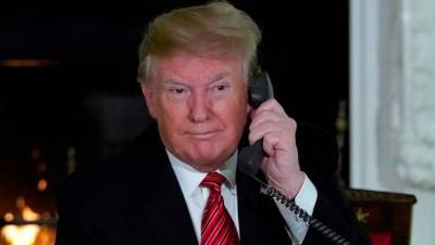 CNN: Трамп в телефонных переговорах называл Меркель «глупой», а Мэй - «дурой»