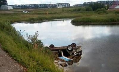 В Башкирии из реки достали очередную машину, упавшую в реку с людьми в результате ДТП