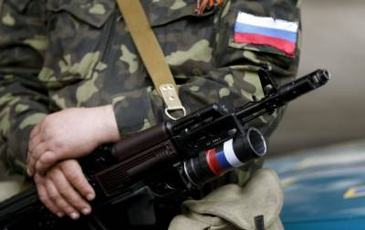 На Донбассе боевики обстреляли жилые дома