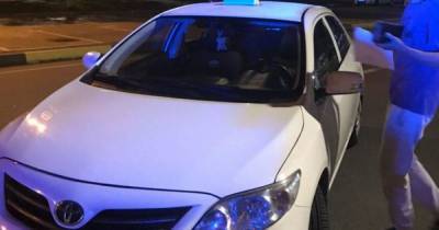 В аэропорту "Борисполь" патрульные остановили таксиста "под кайфом"