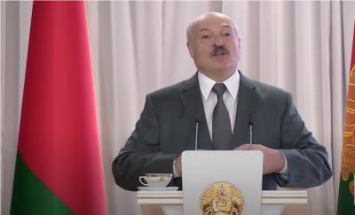 Лукашенко впервые признался, что скрывал в разгар пандемии: «Я же не идиот…»