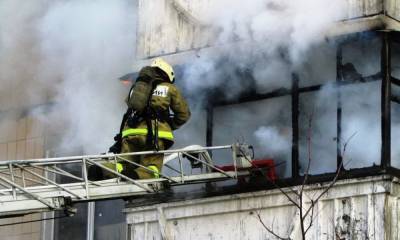 В Карелии из горящего дома вывели 30 человек