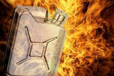 14-летний ярославец получил сильнейшие ожоги, пытаясь развести костер с канистрой бензина