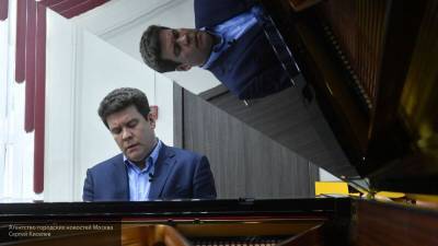 Пианист-виртуоз Денис Мацуев даст юбилейный концерт в "Зарядье"