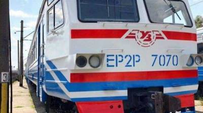 «Укрзализныця» возобновила движение пригородных поездов в двух областях