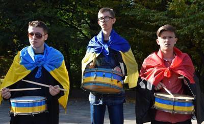 Украина: призыв к стерилизации безработных и ода коллаборационизму с нацистами (AgoraVox, Франция)