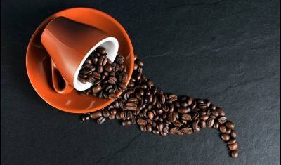 Экономисты зафиксировали рекордное падение мировых цен на кофе