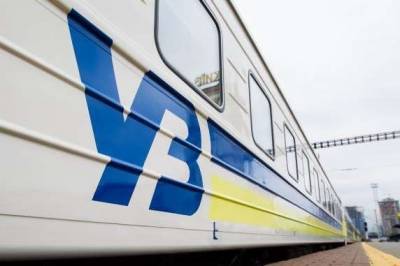 "Укрзализныця" восстанавливает движение пригородных поездов: в каких областях