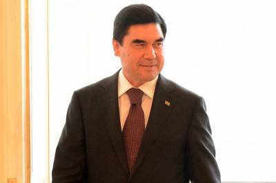 Президент Туркменистана в честь 63-летия принёс в жертву белого барана