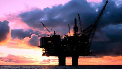 Мосбиржа допускает на торгах отрицательную цену нефти