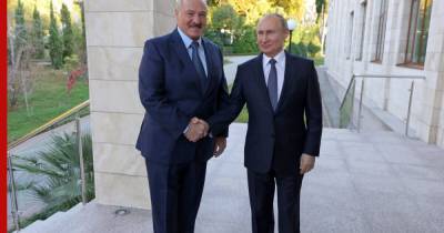 Путин и Лукашенко открыли под Ржевом мемориал Советскому солдату