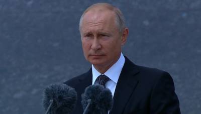 Путин: подвиг солдат подо Ржевом никогда не может быть замазан ложью