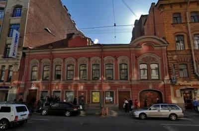 В Петербурге объект наследия реконструируют под гостиницу