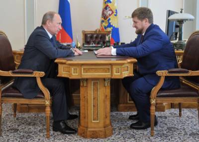 Рамзан Кадыров призвал сделать Путина "пожизненным президентом"
