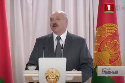 "Особый путь борьбы": Лукашенко заявил о победе Беларуси над коронавирусом