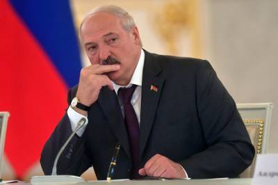 «Лукашенко зажат между Западом и Россией»: Коктыш оценил шансы «Батьки»