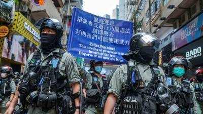 Закон о нацбезопасности Гонконга: НАТО, ЕС и Британия просят Китай "отойти от края пропасти"