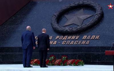 Колосс, парящий над землей: Путин и Лукашенко открыли памятник солдатам ВОВ в Ржеве