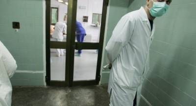 В Украине с сентября обещают повысить зарплату медикам