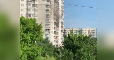 Пожар произошел в квартире жилого дома на юго-западе Москвы