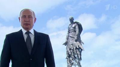 Владимир Путин призвал каждого из граждан России проголосовать по поправкам в Конституцию