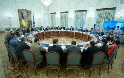 Зеленский провел первое заседание Национального совета реформ