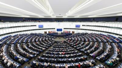 Киев просит Европарламент осудить визит французских депутатов в Крым