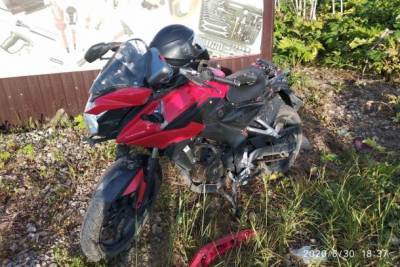В столице Коми мотоциклист попал в больницу после столкновения с иномаркой