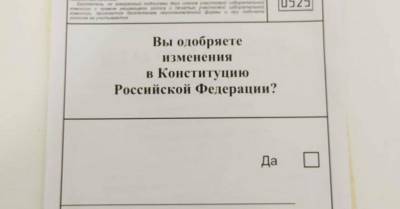 Оппозиционный журналист получил перелом на избирательном участке в Петербурге