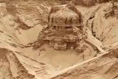 В Индии под слоем песка нашли затерянный храм - mignews.com.ua - Индия - India - Британская Империя - штат Андхра-Прадеш