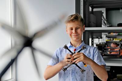 Тринадцатилетний московский изобретатель разработал систему управления беспилотниками