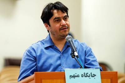 Власти Ирана приговорили к смертной казни журналиста