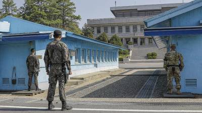 Названа причина разрушения межкорейского офиса связи в КНДР