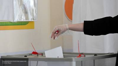 Крымский полуостров и европейская Россия начинают голосование по поправкам в Конституцию