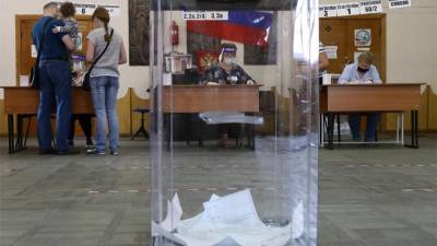 Более 75% избирателей двух регионов Сибири уже проголосовали по поправкам