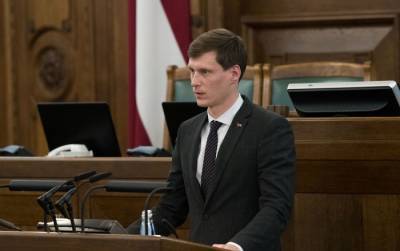 Экс-министр без допуска метит в мэры: протащит ли Немиро KPV LV в Рижскую думу