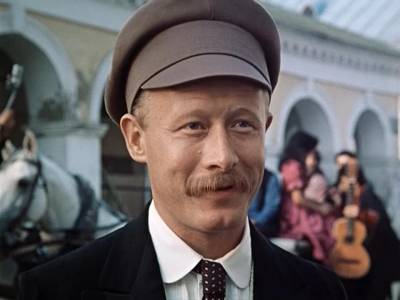 На 69-м году жизни умер советский и российский актер Виктор Проскурин