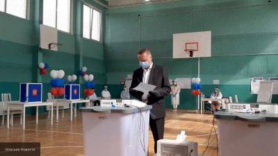 Беглов принял участие в голосовании по поправкам к Конституции РФ