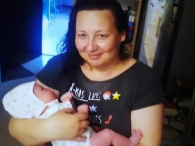 В Виннице пропала 43-летняя женщина с младенцем: полиция начала розыск