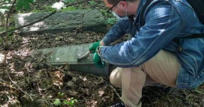 Волонтеры начали обследование еврейских кладбищ Кировоградщины