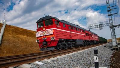 В Киеве увидели "ядерную составляющую" в пуске грузовых поездов в Крым
