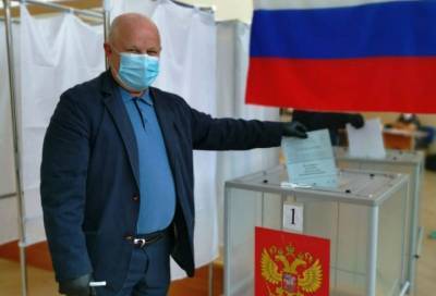 Олег Петров: Активность избирателей очень хорошая