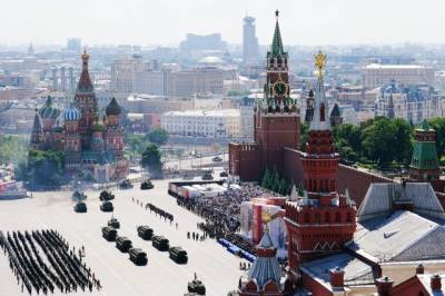 ВЦИОМ: свыше 60% россиян смотрели парад Победы на Красной площади 24 июня