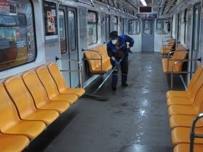 Вспышка коронавируса в Украине: врач рассказала, когда закроют метро
