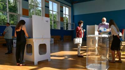 Явка по России на голосование по поправкам к Конституции превысила 57%