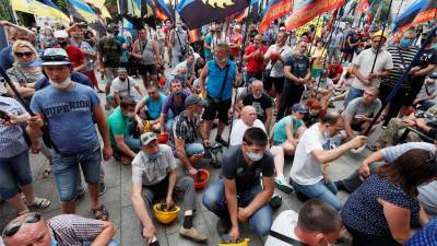 Стычки шахтеров и полиции произошли возле офиса президента Украины
