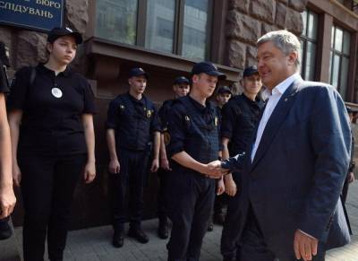 Порошенко провозгласил Авакова адвокатом Януковича – о чем экс-президент кричал под окнами ГБР