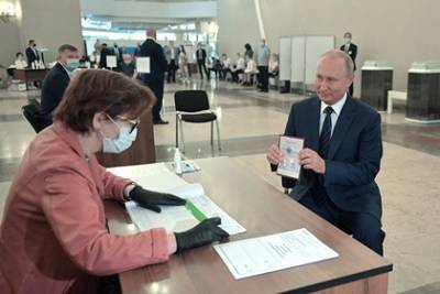 Песков ответил на вопрос об участии Путина в розыгрыше призов после голосования