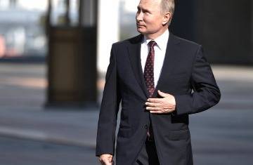 Белковский считает, что «обнуление» Путину нужно, чтобы не быть «хромой уткой»